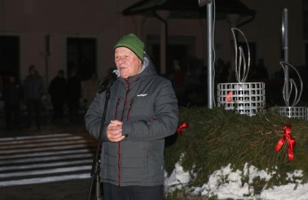 PRIŽIG LUČI 05 FOTO LJUBO VUKELIČ